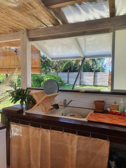 Breeze Ocean Bungalow Муреа Экстерьер фото